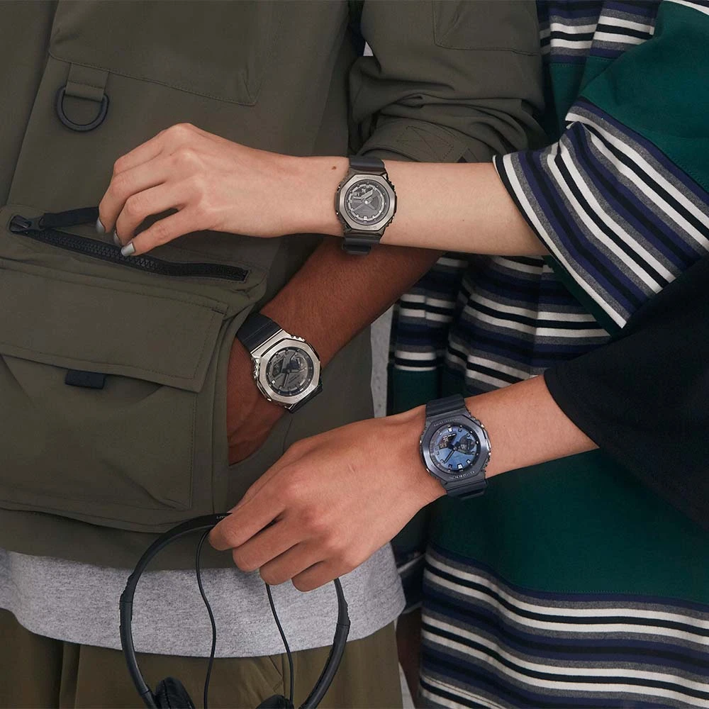 G-Shock GM2100-1A Metal Covered Silver 'CasiOak' 7 G-Shock GM2100-1A Metal Covered Silver 'CasiOak' - Image 7